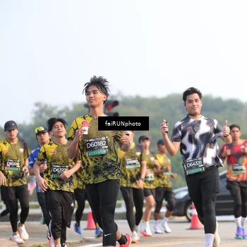 Runner Photo 6542713