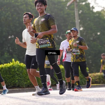 Runner Photo 6542739