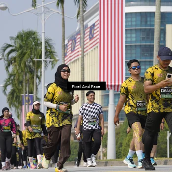 Runner Photo 6542753