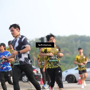 Runner Photo 6542756