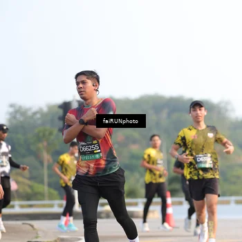 Runner Photo 6542764