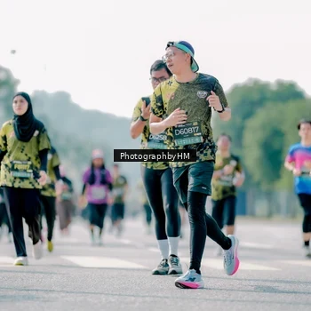 Runner Photo 6542773