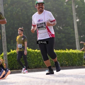 Runner Photo 6542775