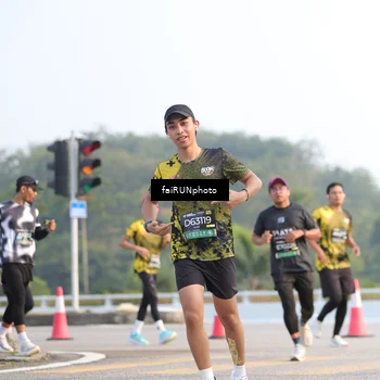 Runner Photo 6542812