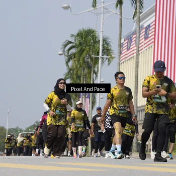 Runner Photo 6542828