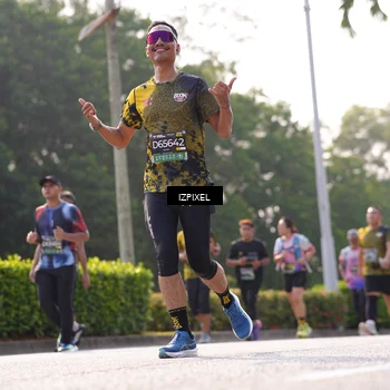 Runner Photo 6542836