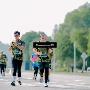 Runner Photo 6542854