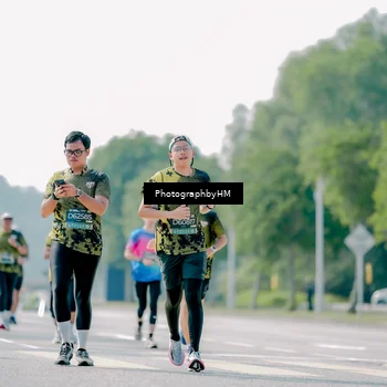 Runner Photo 6542863