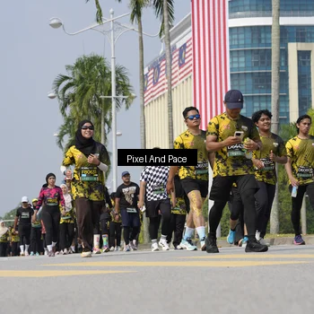 Runner Photo 6542872