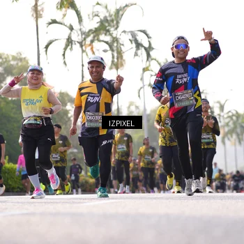 Runner Photo 6542873