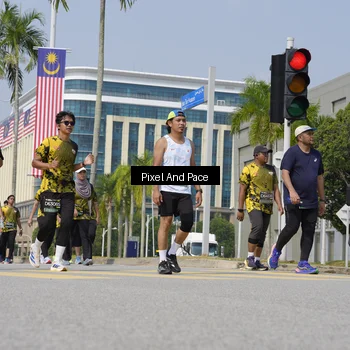 Runner Photo 6542876