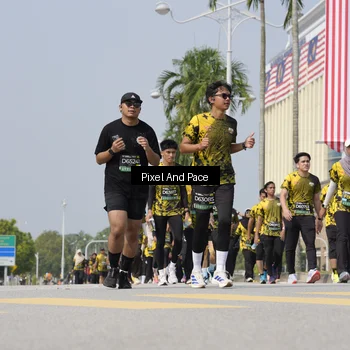Runner Photo 6542882
