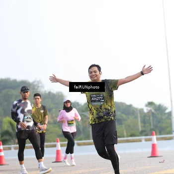 Runner Photo 6542903