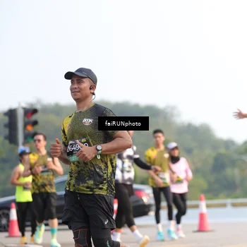 Runner Photo 6542906