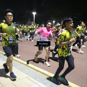 Runner Photo 6542913
