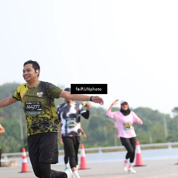 Runner Photo 6542915