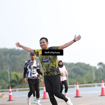 Runner Photo 6542920