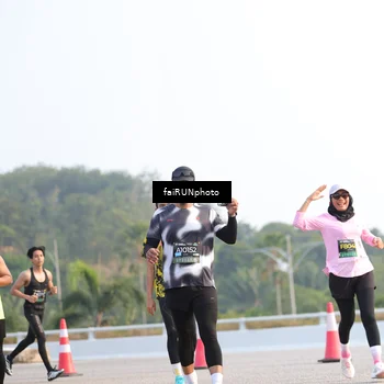 Runner Photo 6542960