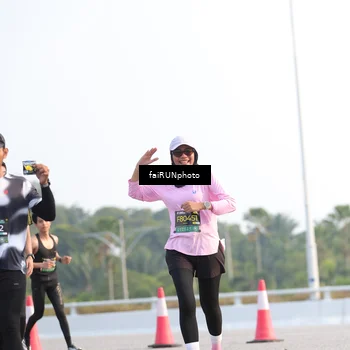 Runner Photo 6542974