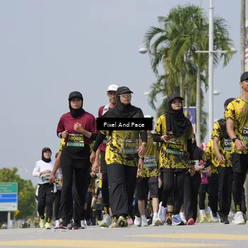Runner Photo 6543003