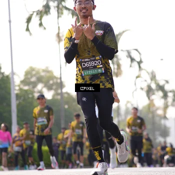 Runner Photo 6543005