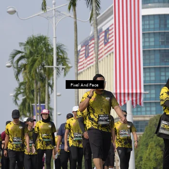 Runner Photo 6543012