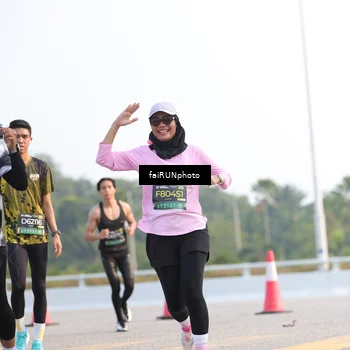Runner Photo 6543018