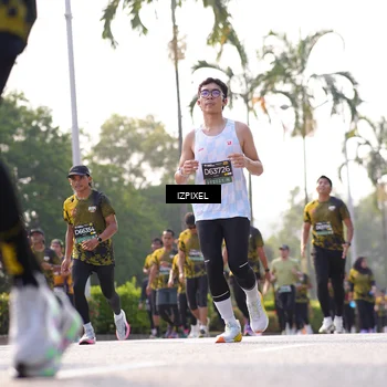Runner Photo 6543026