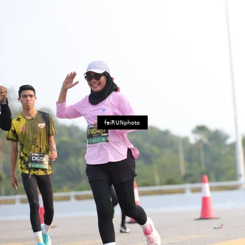Runner Photo 6543030