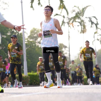 Runner Photo 6543032