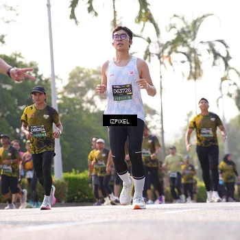 Runner Photo 6543044