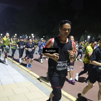 Runner Photo 6543056