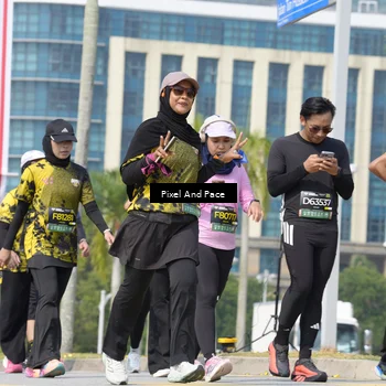 Runner Photo 6543061