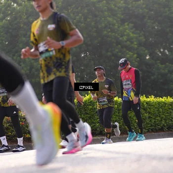 Runner Photo 6543074