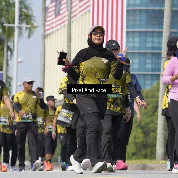 Runner Photo 6543077