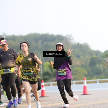 Runner Photo 6543104