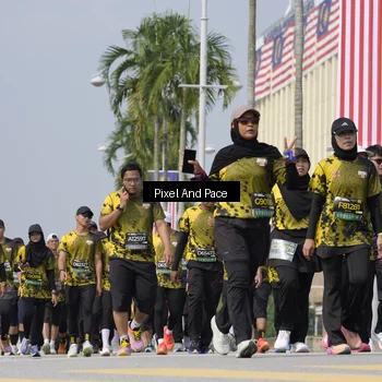 Runner Photo 6543108