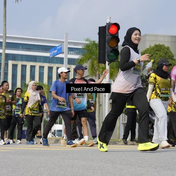 Runner Photo 6543117