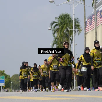 Runner Photo 6543126