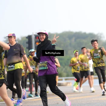 Runner Photo 6543136