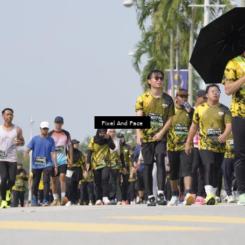 Runner Photo 6543137