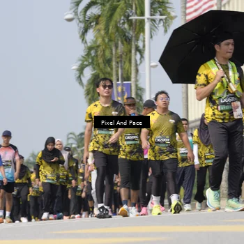 Runner Photo 6543142