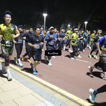 Runner Photo 6543163