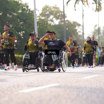 Runner Photo 6543174