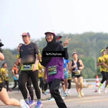 Runner Photo 6543175