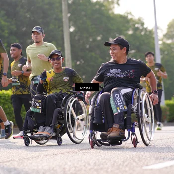 Runner Photo 6543189