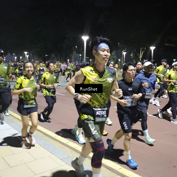 Runner Photo 6543194
