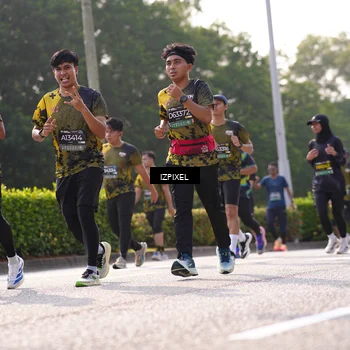 Runner Photo 6543211