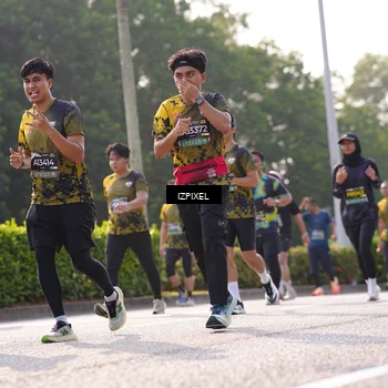 Runner Photo 6543224
