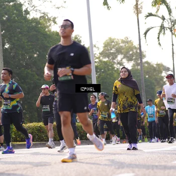 Runner Photo 6543233
